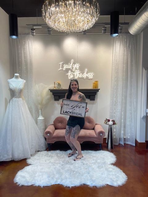 Noah Spremich - Hunt for a white wedding dress ends in black dream dress